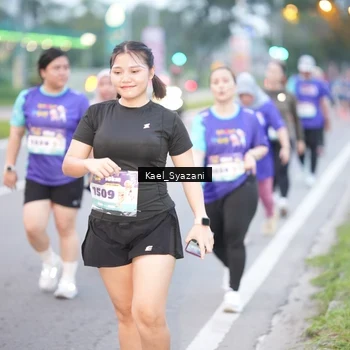 Runner Photo 8158469