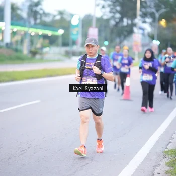 Runner Photo 8158474