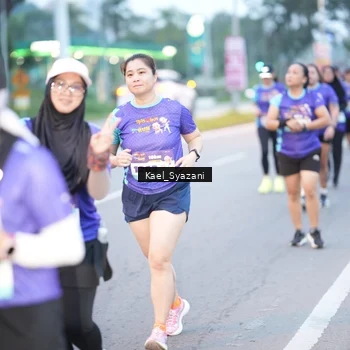 Runner Photo 8158475