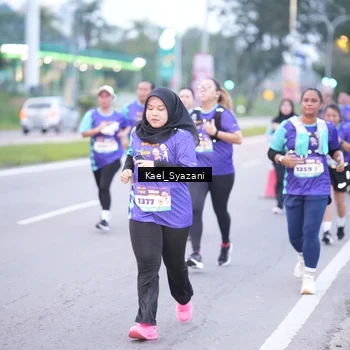 Runner Photo 8158477