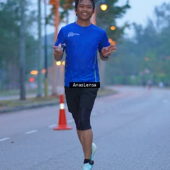 Runner Photo 8158483