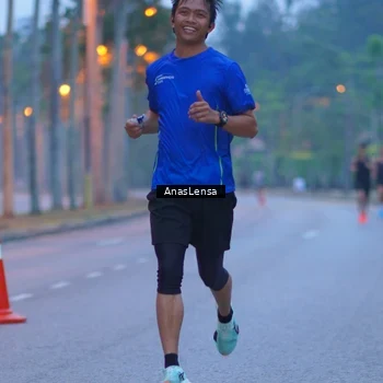 Runner Photo 8158490