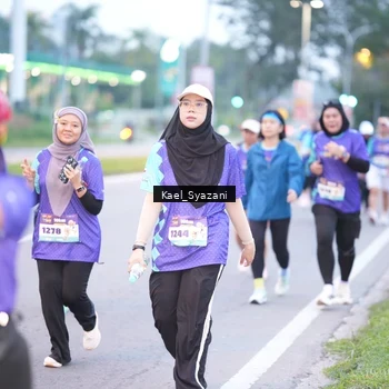 Runner Photo 8158492