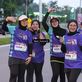 Runner Photo 8158504