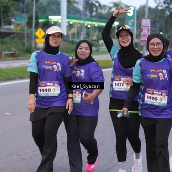 Runner Photo 8158505