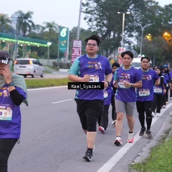 Runner Photo 8158521