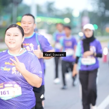 Runner Photo 8158522