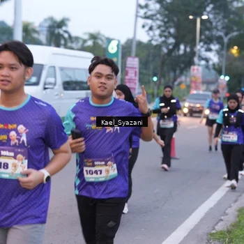 Runner Photo 8158523
