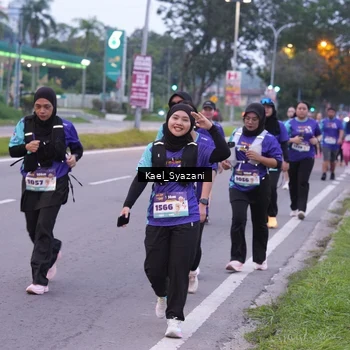 Runner Photo 8158528