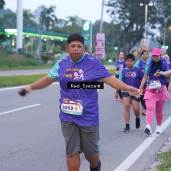 Runner Photo 8158532
