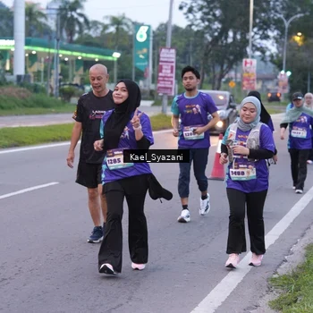 Runner Photo 8158536