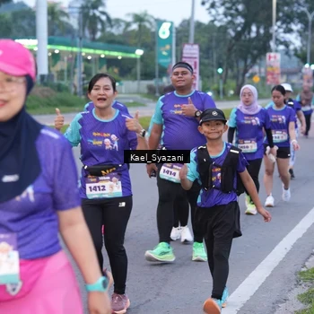 Runner Photo 8158538