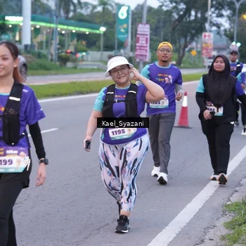 Runner Photo 8158544