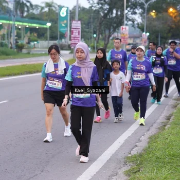 Runner Photo 8158546