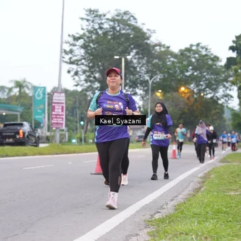 Runner Photo 8158592