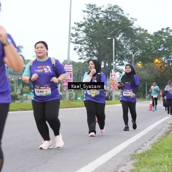 Runner Photo 8158594