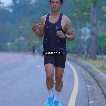 Runner Photo 8158598