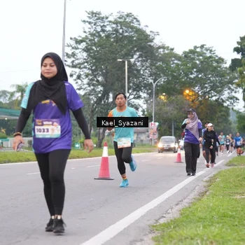 Runner Photo 8158599