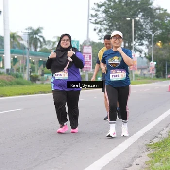 Runner Photo 8158611
