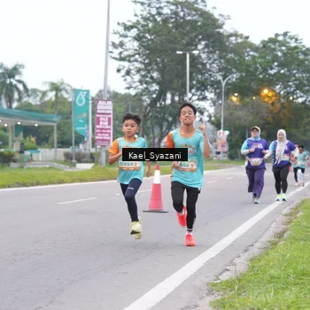 Runner Photo 8158612
