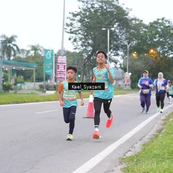 Runner Photo 8158613