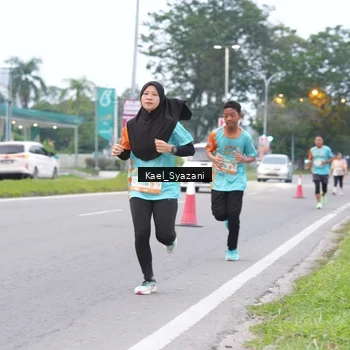 Runner Photo 8158618