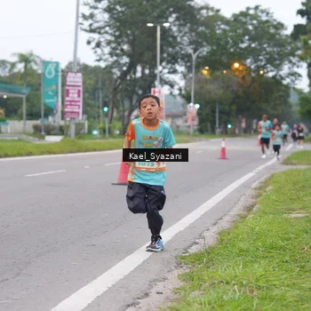 Runner Photo 8158628