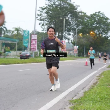 Runner Photo 8158637