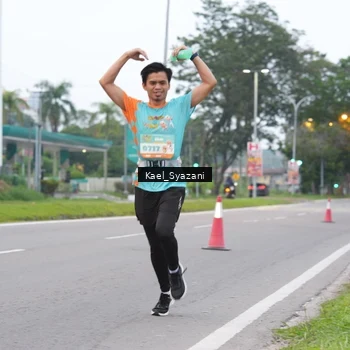 Runner Photo 8158642