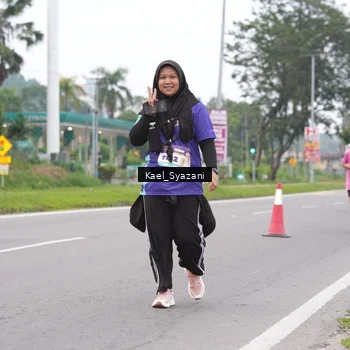 Runner Photo 8158648