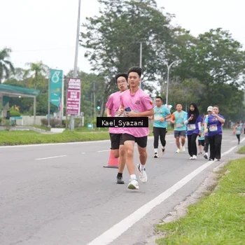 Runner Photo 8158649