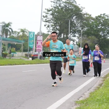 Runner Photo 8158650
