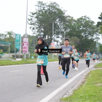 Runner Photo 8158654