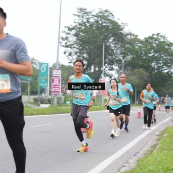 Runner Photo 8158662