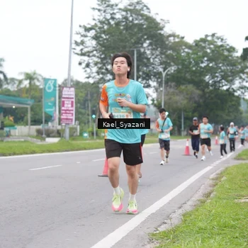 Runner Photo 8158666