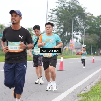 Runner Photo 8158673