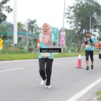 Runner Photo 8158679