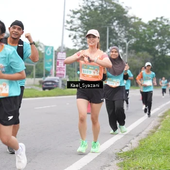 Runner Photo 8158681
