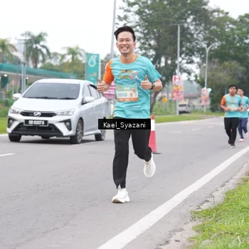 Runner Photo 8158684