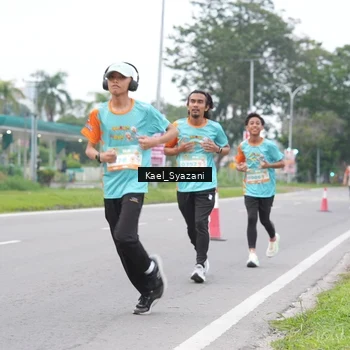 Runner Photo 8158685