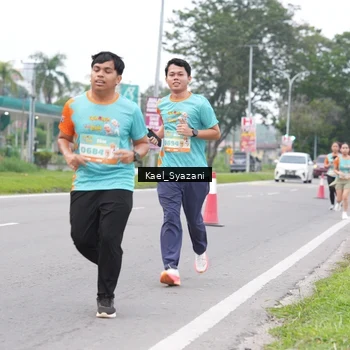 Runner Photo 8158686