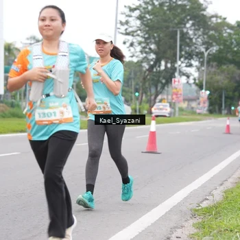 Runner Photo 8158691