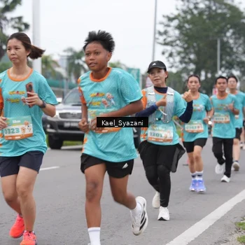 Runner Photo 8158694