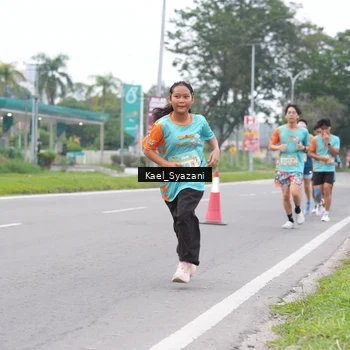 Runner Photo 8158696