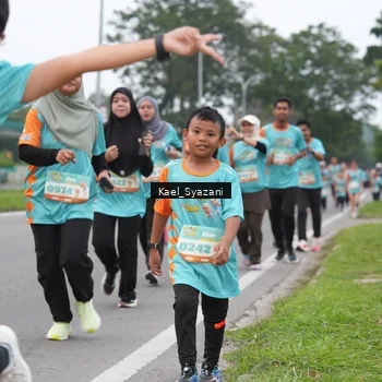 Runner Photo 8158707