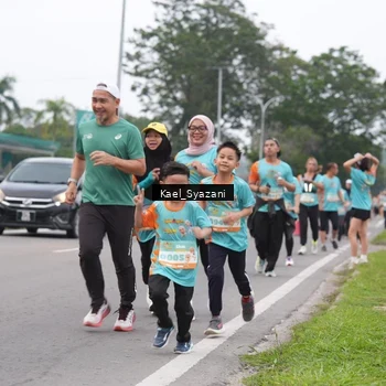 Runner Photo 8158722