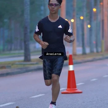 Runner Photo 8158726