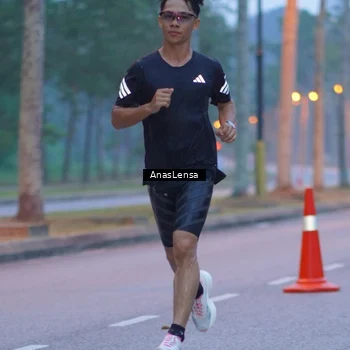 Runner Photo 8158728
