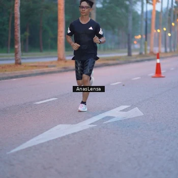 Runner Photo 8158729