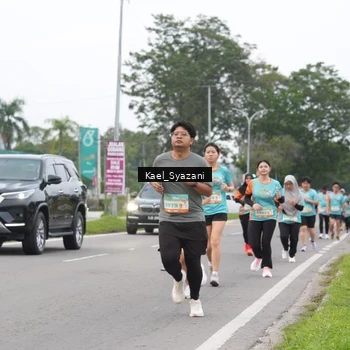 Runner Photo 8158733